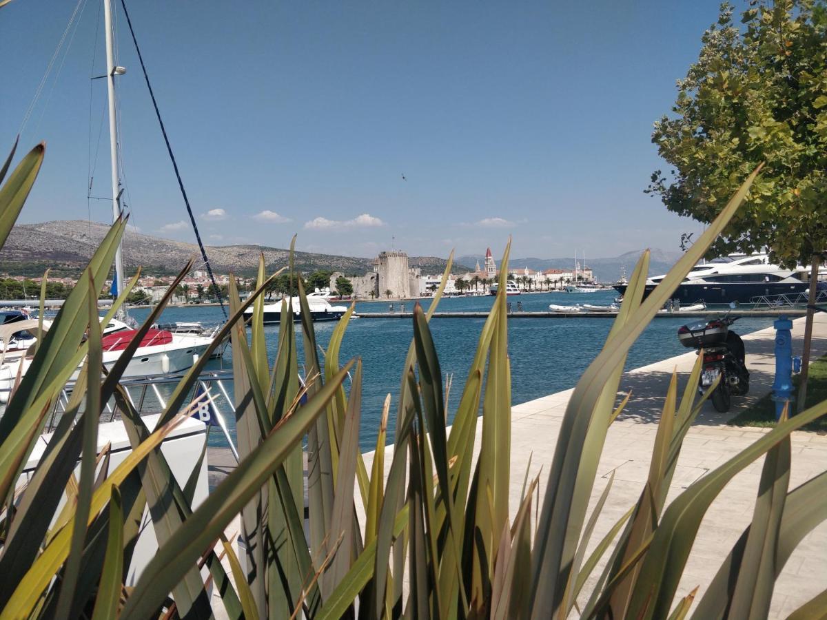 Apartments Villa A - Heating Pool Trogir Buitenkant foto