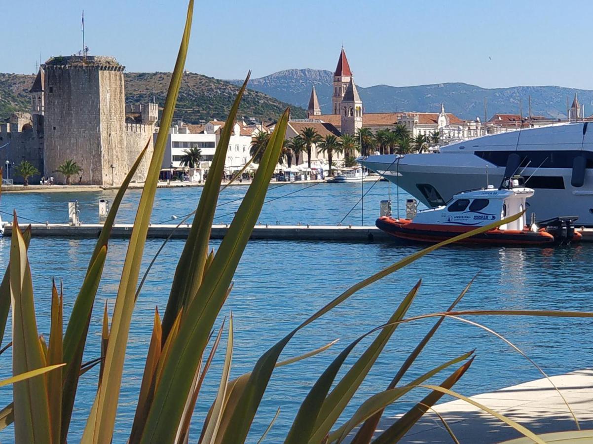Apartments Villa A - Heating Pool Trogir Buitenkant foto