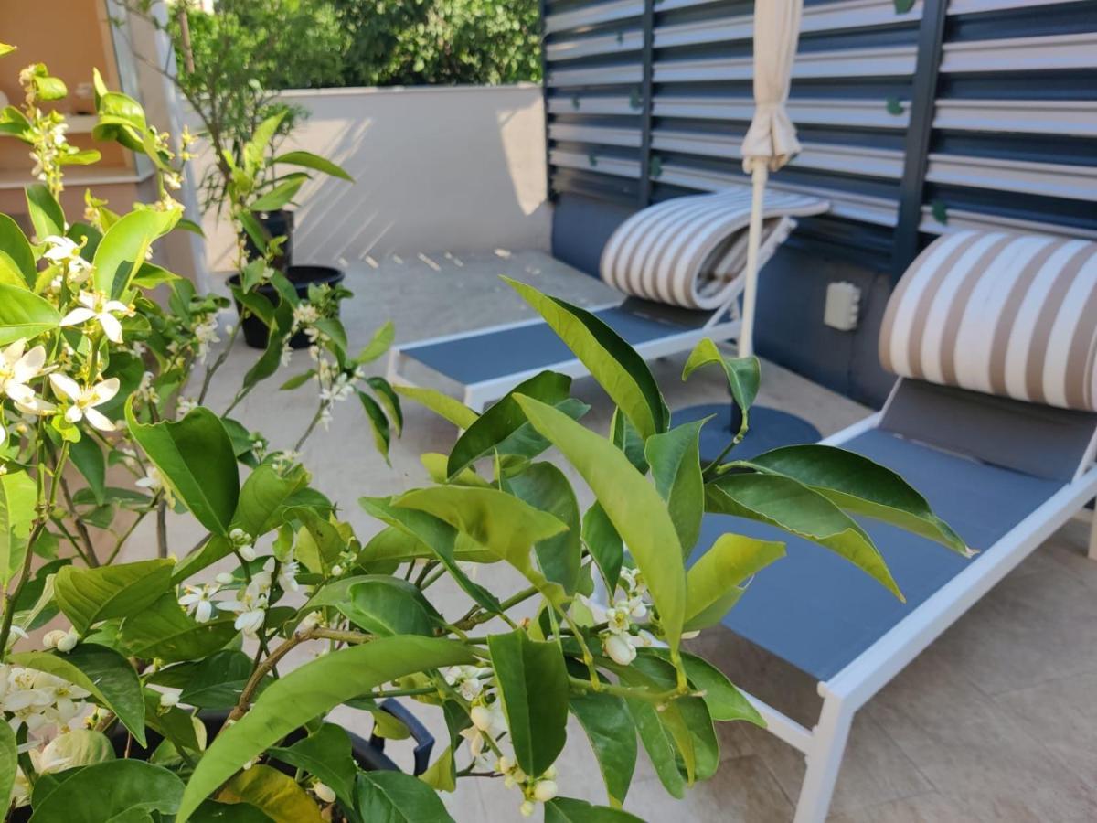 Apartments Villa A - Heating Pool Trogir Buitenkant foto